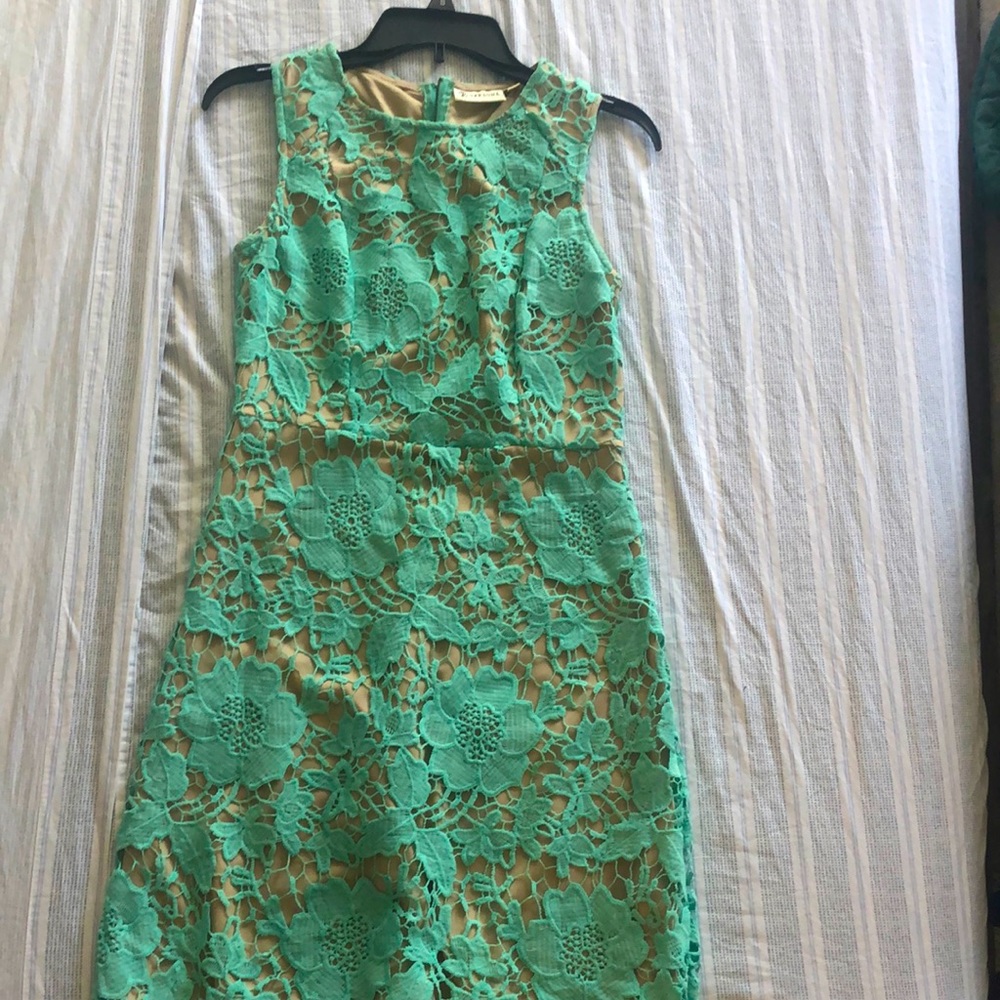 Versiona Dress: Size 4